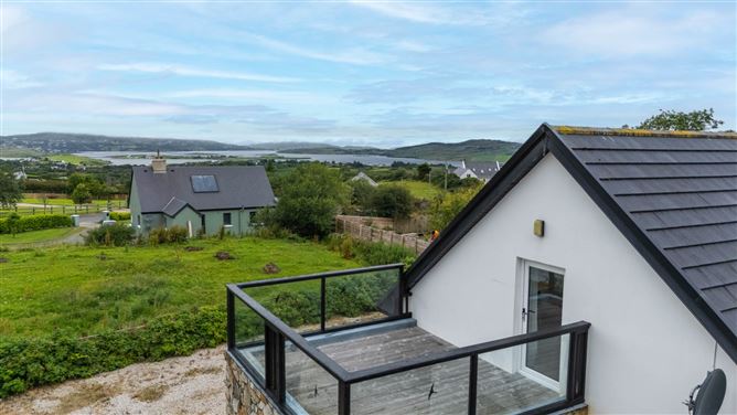Photo 27 of 31 — Lowena, Gortnabrade, Carrigart, County Donegal