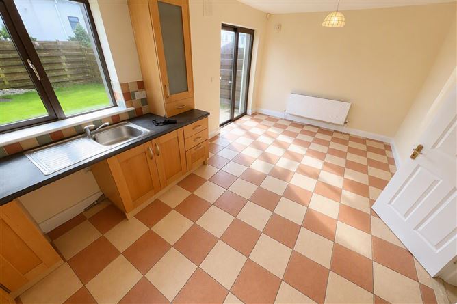 8 The Avenue, Bellfield, Ferrybank, Waterford