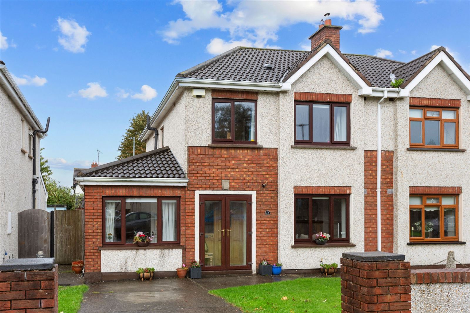 Photo 1 of 18 — 24 Rathlyon Park, Ballycullen, Dublin 24