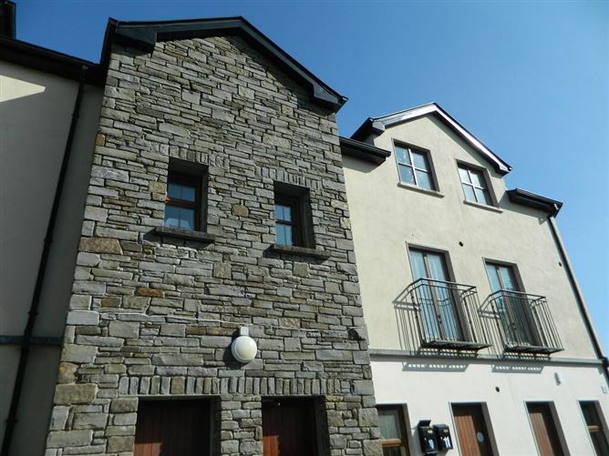 18 The Archway Apartments, Carrick-on-shannon, Leitrim, Leitrim