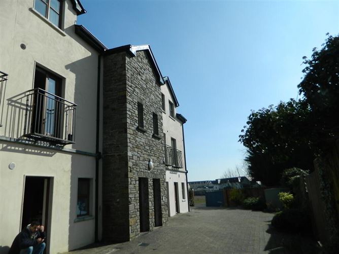 18 The Archway Apartments, Carrick-on-shannon, Leitrim, Leitrim