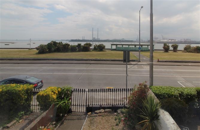 220 Clontarf Road, Clontarf, Dublin 3