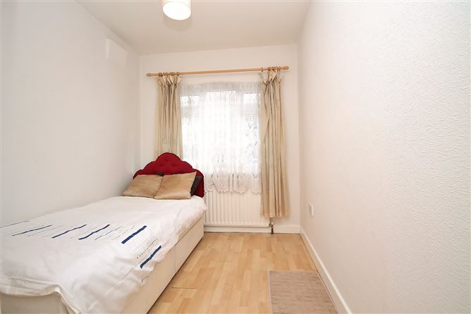 90 St Peters Road, Greenhills, Walkinstown, Dublin 12