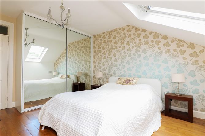 19 Lios Ealtan, Salthill Road Lower, Galway