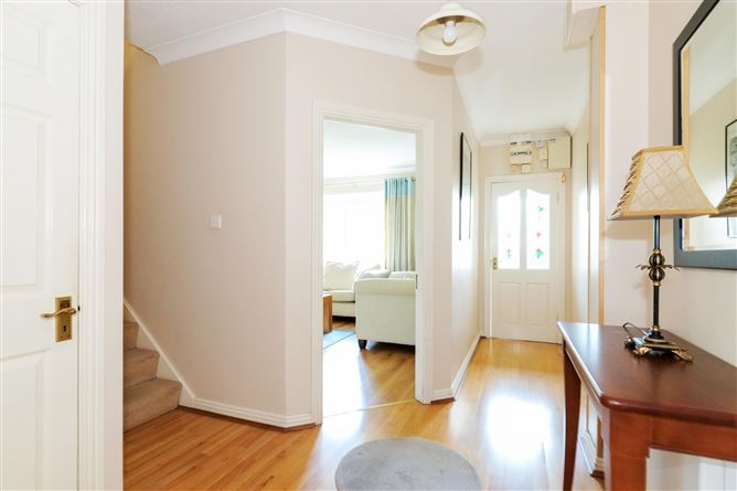 19 Lios Ealtan, Salthill Road Lower, Galway