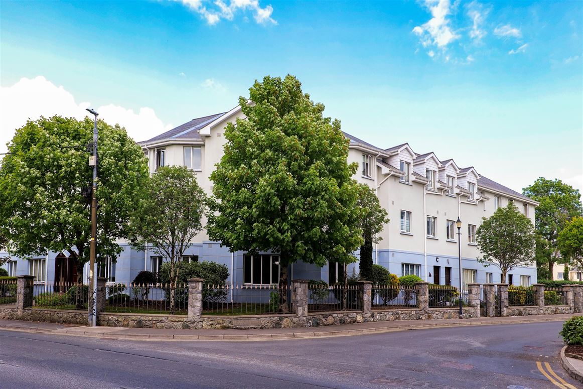 19 Lios Ealtan, Salthill Road Lower, Galway