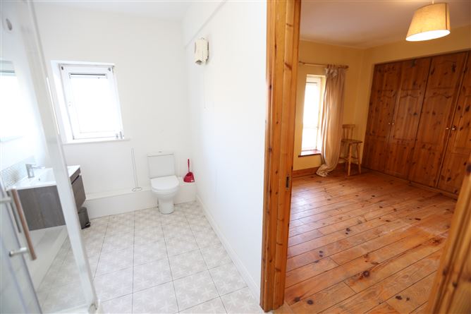 5 Sandyford House, Scarlet Street, Drogheda, Co. Louth