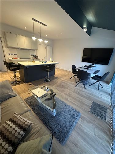 https://photos-a.propertyimages.ie/media/6/5/9/4961956/b2ba7547-af2a-4337-aab8-609513aedb1c_l.jpg