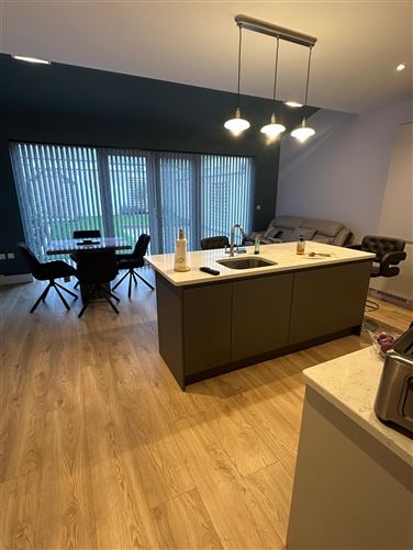 https://photos-a.propertyimages.ie/media/6/5/9/4961956/b2ba7547-af2a-4337-aab8-609513aedb1c_l.jpg