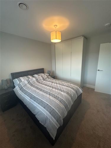 https://photos-a.propertyimages.ie/media/6/5/9/4961956/b2ba7547-af2a-4337-aab8-609513aedb1c_l.jpg