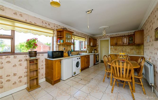 Photo 11 of 32 — 36 Saint Nicholas Village, Bettystown, Meath