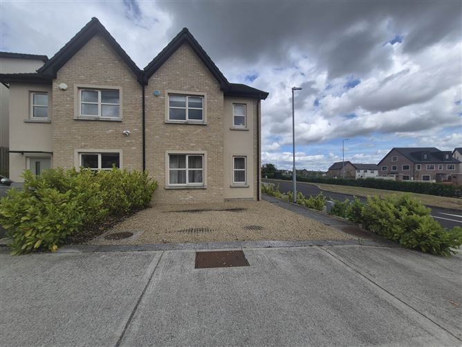 €2,800 / month