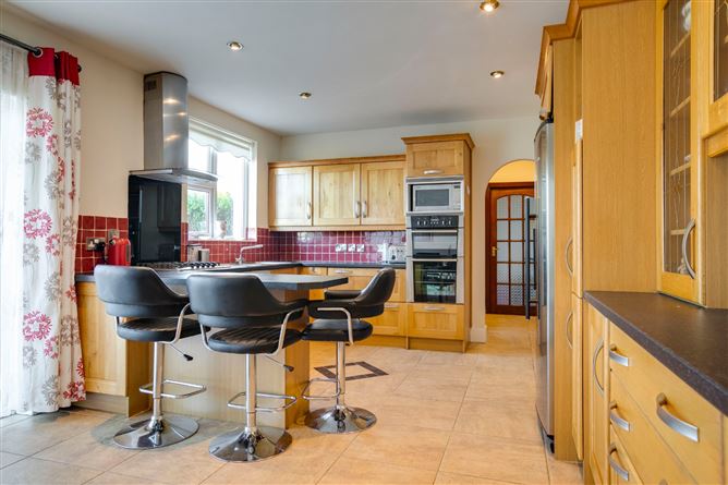 Elburn House, 28 Knocklyon Heights, Knocklyon, Dublin 16