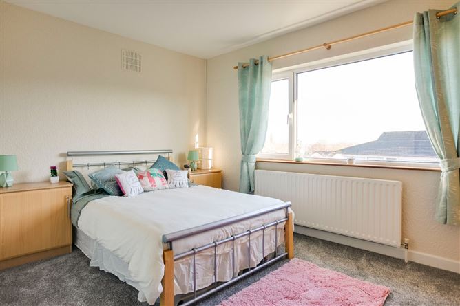 Elburn House, 28 Knocklyon Heights, Knocklyon, Dublin 16