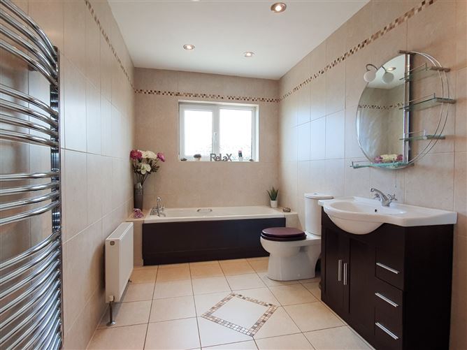 Elburn House, 28 Knocklyon Heights, Knocklyon, Dublin 16