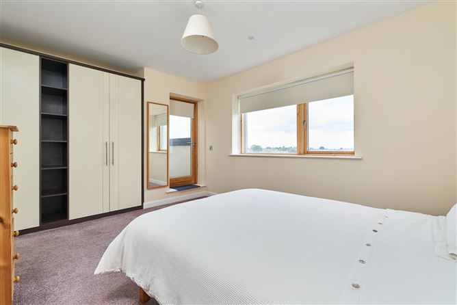 43 Block F Milners Square, Santry, Dublin 9