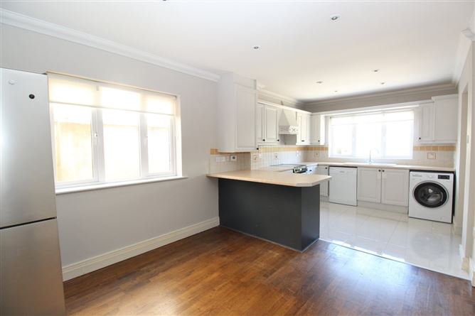 13 Mulberry Park, Castleknock, Dublin 15