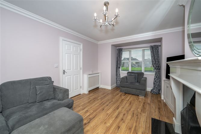 53 The Hamptons, Watergrasshill, Co. Cork