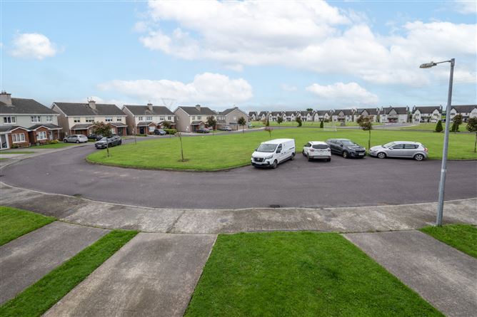 53 The Hamptons, Watergrasshill, Co. Cork