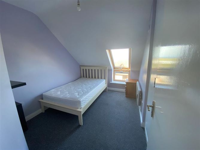 3 Waverley Court, Shore Road, Strandhill, Sligo