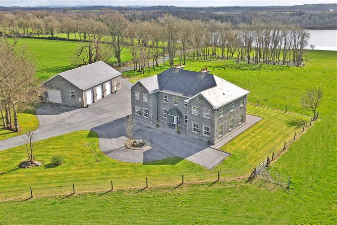 Lough Garr House, Dromore, Ruan, Ennis, Co. Clare