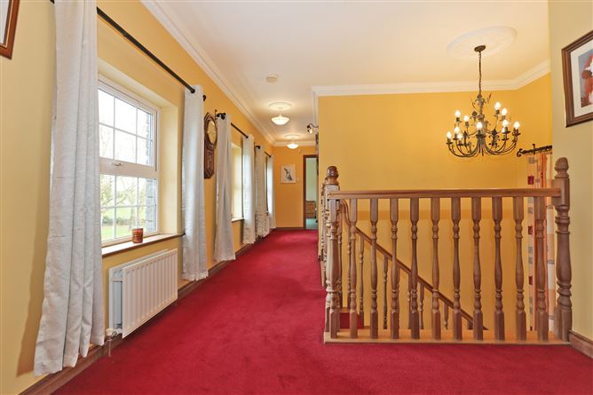 Lough Garr House, Dromore, Ruan, Ennis, Co. Clare