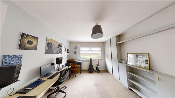 30 Lorcan O'Toole Park, Kimmage, Dublin 12