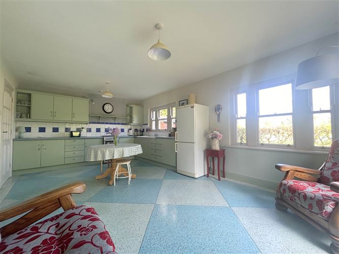 Toonagh Cottage, Ennis, County Clare