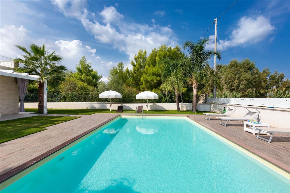 Puglia Delight,Pantanagianni-pezze Morelli, Apulia, Italy