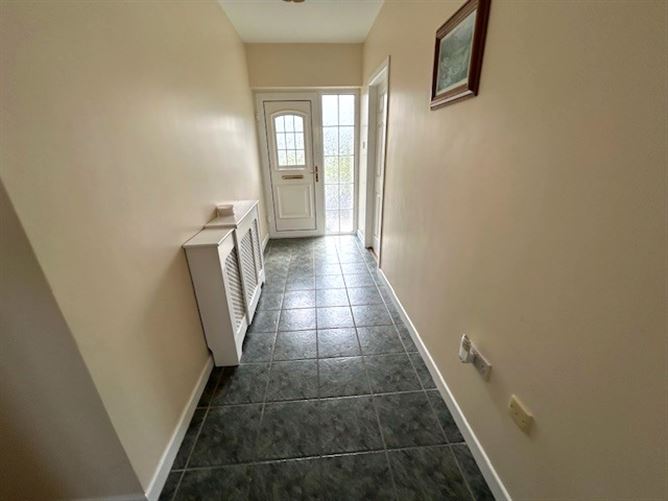 37 West Park, Spanish Point, Clare