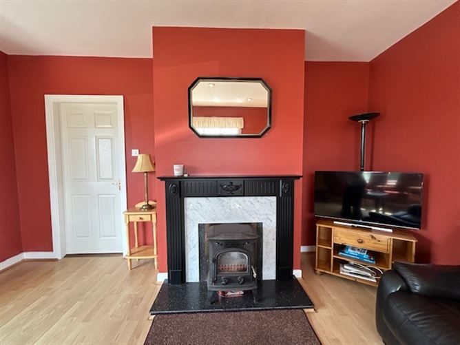 37 West Park, Spanish Point, Clare