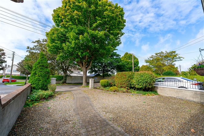 2 Foxfield Green, Raheny,   Dublin 5