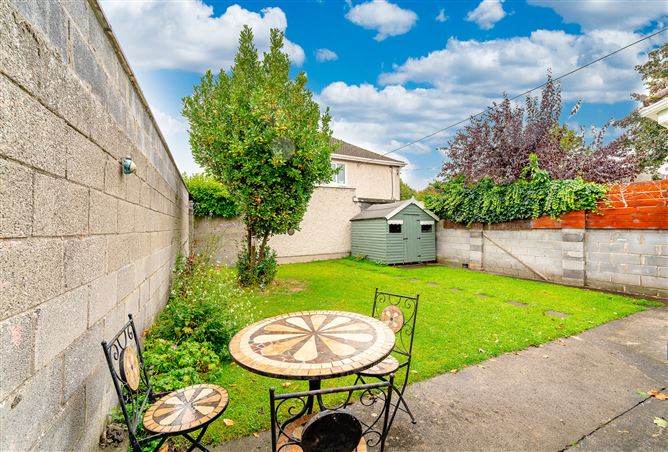 2 Foxfield Green, Raheny,   Dublin 5