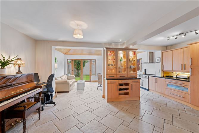 2 Foxfield Green, Raheny,   Dublin 5