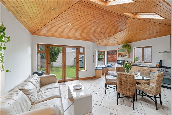 2 Foxfield Green, Raheny,   Dublin 5