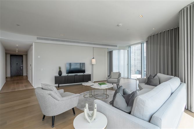 Canary Wharf Heights,London,Greater London,United Kingdom