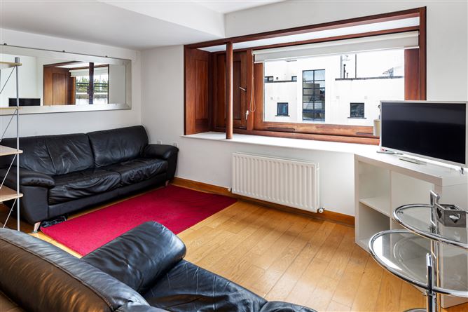 13 The Wooden Building, Exchange Street Upper, Temple Bar, Dublin 8