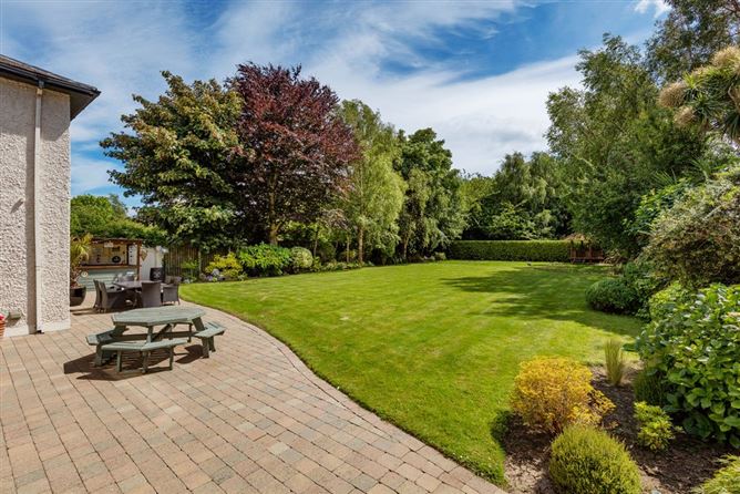 https://photos-a.propertyimages.ie/media/6/6/0/4990066/6e564496-9220-479b-8409-9ac9d608c9f4_l.jpg