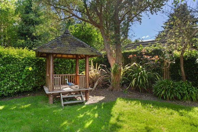 https://photos-a.propertyimages.ie/media/6/6/0/4990066/6e564496-9220-479b-8409-9ac9d608c9f4_l.jpg