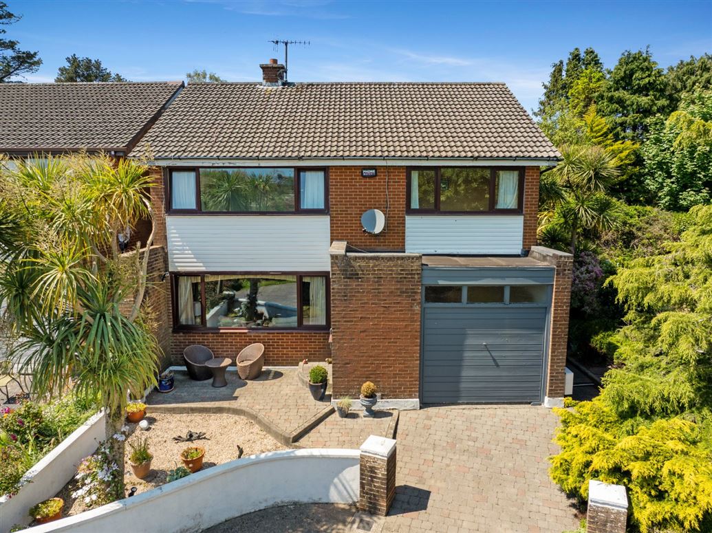 7 Glenalua Heights, Killiney, Co. Dublin