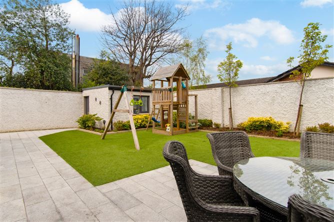 30 Lakelands Park, Terenure, Dublin 6W