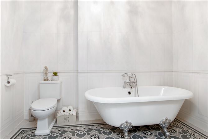 30 Lakelands Park, Terenure, Dublin 6W