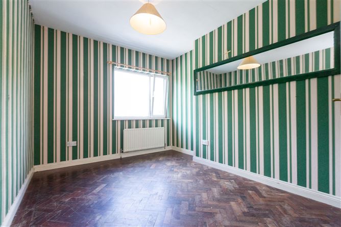 34 Gledswood Drive, Clonskeagh, Dublin 14