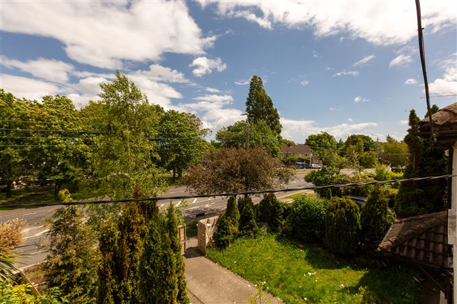 34 Gledswood Drive, Clonskeagh, Dublin 14