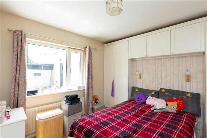 34 Gledswood Drive, Clonskeagh, Dublin 14