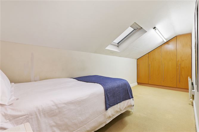 85 Kerrymount Rise, Foxrock, Dublin 18