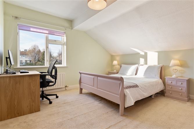 85 Kerrymount Rise, Foxrock, Dublin 18