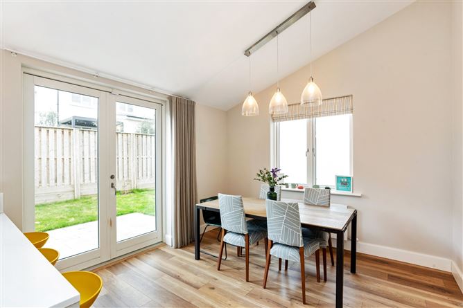 69 Brighton Wood, Foxrock Village, Dublin 18