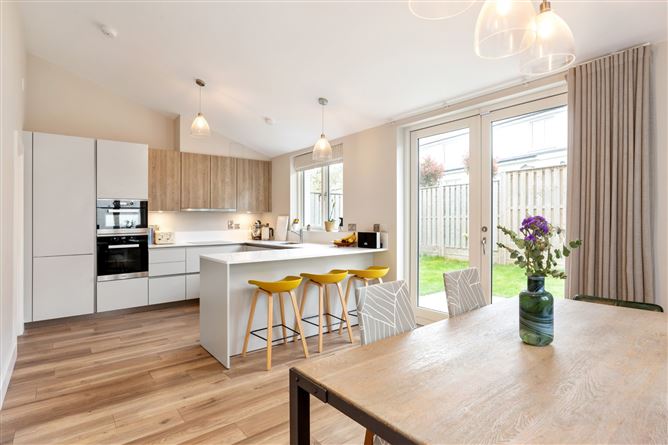 69 Brighton Wood, Foxrock Village, Dublin 18