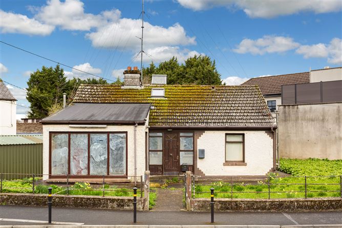 Woodville House, Maynooth Road, Dunboyne, Co. Meath